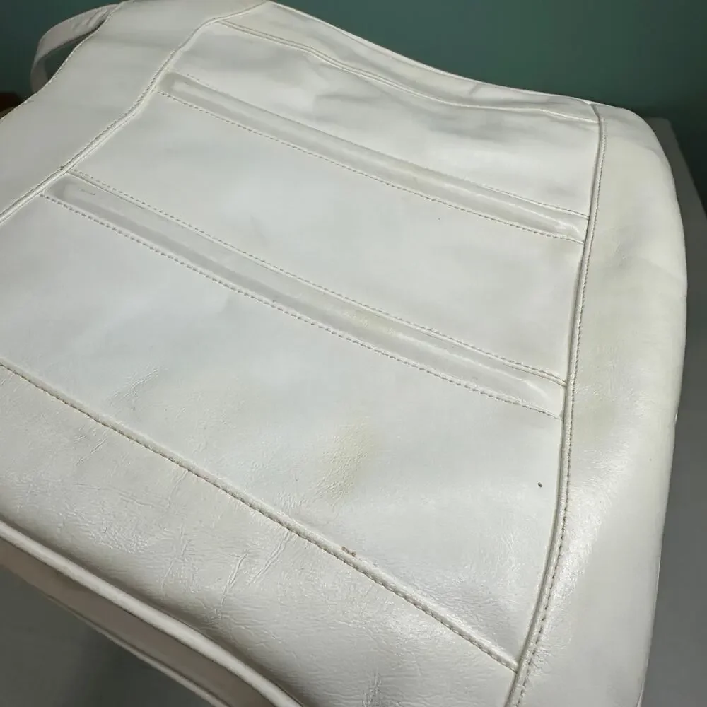 Vintage 1980 Purse with Fold Out Mirror White‎ Made in Italy